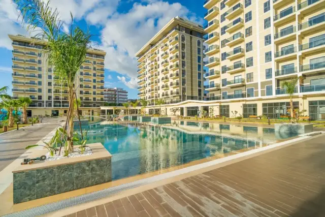 Moderne 1+1 Wohnung mit Balkon in Alanya Demirtaş