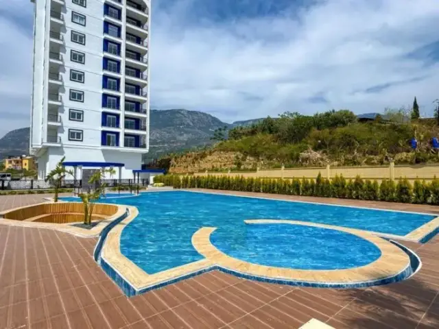 Mahmutlar'da Sosyal Olanakları Zengin 1+1 Satılık Daire