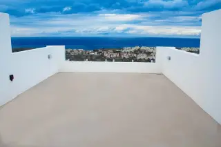 Studio Apartment with Sea and Mountain Views in Girne Karaağaç · Photo 13