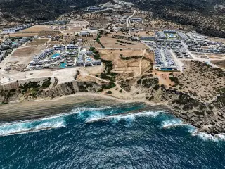 Girne Bahçeli'de Özel Havuzlu 3+1 Villa, Deniz Manzaralı · Fotoğraf 17