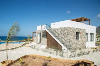 Girne Bahçeli'de Özel Havuzlu 3+1 Villa, Deniz Manzaralı · Fotoğraf 12