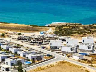 Girne Bahçeli'de Özel Havuzlu 3+1 Villa, Deniz Manzaralı · Fotoğraf 18