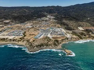 Girne Bahçeli'de Özel Havuzlu 3+1 Villa, Deniz Manzaralı · Fotoğraf 16
