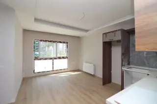 Mersin Mezitli Akdeniz Mahallesi 2+1 Daire · Fotoğraf 13