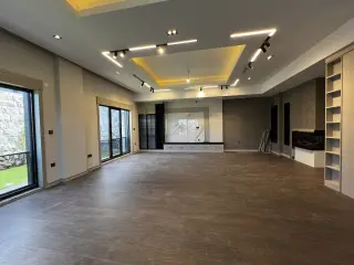 Trabzon Ortahisar'da 4+1 Modern Tasarımlı Villa · Fotoğraf 11