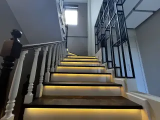 Trabzon Ortahisar'da 4+1 Modern Tasarımlı Villa · Fotoğraf 9