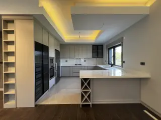 Trabzon Ortahisar'da 4+1 Modern Tasarımlı Villa · Fotoğraf 14