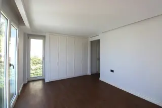 Moderne 1+1 Wohnung mit Meerblick in Göltürkbükü, Bodrum · Foto 24