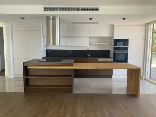 Moderne 1+1 Wohnung mit Meerblick in Göltürkbükü, Bodrum · Foto 21
