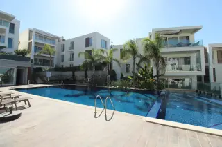 Moderne 1+1 Wohnung mit Meerblick in Göltürkbükü, Bodrum · Foto 14