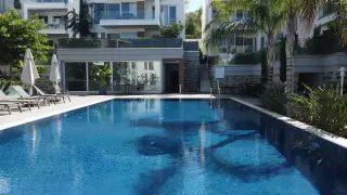 Moderne 1+1 Wohnung mit Meerblick in Göltürkbükü, Bodrum · Foto 6