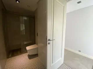 Moderne 1+1 Wohnung mit Meerblick in Göltürkbükü, Bodrum · Foto 33