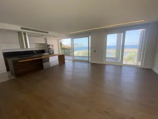 Moderne 1+1 Wohnung mit Meerblick in Göltürkbükü, Bodrum · Foto 16