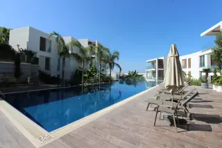 Moderne 1+1 Wohnung mit Meerblick in Göltürkbükü, Bodrum · Foto 13