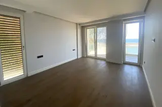 Moderne 1+1 Wohnung mit Meerblick in Göltürkbükü, Bodrum · Foto 30