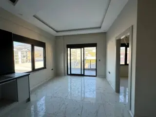 Alanya Kargıcak'ta Denize 280 Metre Mesafede 1+1 Daire · Fotoğraf 11