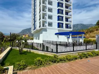 1+1 Apartment with Extensive Social Facilities in Mahmutlar, Alanya · Photo 16