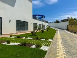 1+1 Apartment with Extensive Social Facilities in Mahmutlar, Alanya · Photo 10