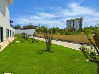 1+1 Apartment with Extensive Social Facilities in Mahmutlar, Alanya · Photo 21
