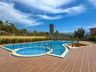 1+1 Apartment with Extensive Social Facilities in Mahmutlar, Alanya · Photo 6