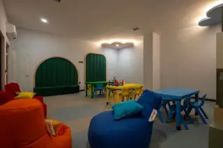 Квартира 1+1 с социальными удобствами в Махмутларе, в 450 м от моря · Фото 18