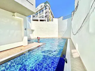 Mahmutlar'da Eşyalı 1+1 Satılık Daire · Fotoğraf 2