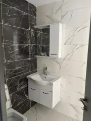 Alanya Mahmutlar'da Havuzlu 1+1 Satılık Daire · Fotoğraf 34