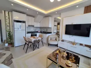 Möblierte 2+1 Dachgeschoss-Duplexwohnung nahe dem Meer in Mahmutlar · Foto 9
