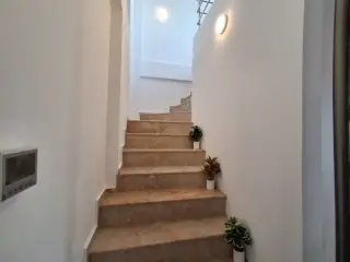 Möblierte 2+1 Dachgeschoss-Duplexwohnung nahe dem Meer in Mahmutlar · Foto 16