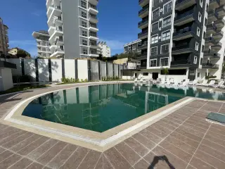 Avsallar'da Açık ve Kapalı Havuzlu Sıfır 1+1 Daire · Fotoğraf 2