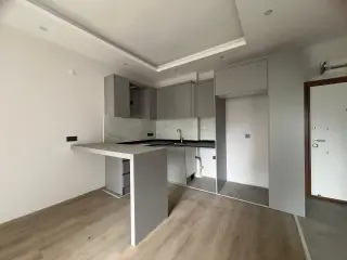 Avsallar'da Açık ve Kapalı Havuzlu Sıfır 1+1 Daire · Fotoğraf 15