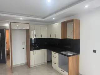 2+1 Wohnung mit Pool und Tiefgarage im Zentrum von Alanya · Foto 23