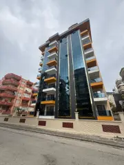 2+1 Wohnung mit Pool und Tiefgarage im Zentrum von Alanya · Foto 1