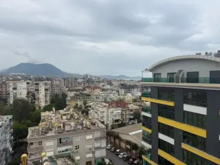 2+1 Wohnung mit Pool und Tiefgarage im Zentrum von Alanya · Foto 37
