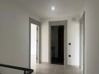 2+1 Wohnung mit Pool und Tiefgarage im Zentrum von Alanya · Foto 39