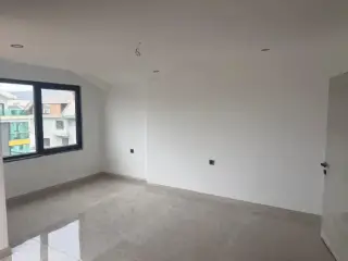 2+1 Wohnung mit Pool und Tiefgarage im Zentrum von Alanya · Foto 30
