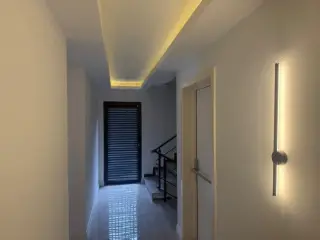 2+1 Wohnung mit Pool und Tiefgarage im Zentrum von Alanya · Foto 35