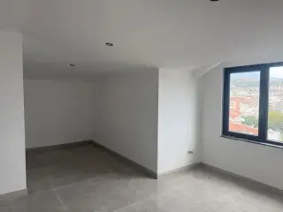 2+1 Wohnung mit Pool und Tiefgarage im Zentrum von Alanya · Foto 28