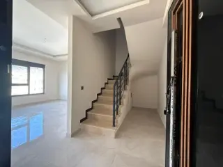 Alanya Merkez'de Denize Yakın 2+1 Dubleks Satılık Daire · Fotoğraf 16