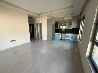 Alanya Merkez'de Denize Yakın 2+1 Dubleks Satılık Daire · Fotoğraf 13