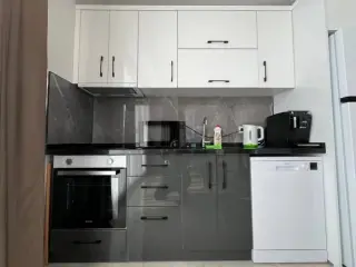 Oba'da Eşyalı 1+1 Daire - Havuz ve Sauna İmkanlı · Fotoğraf 21