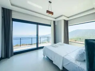 Villa with Private Pool and Sea View in Kalkan Kaş Antalya · Photo 19