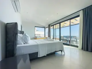 Villa with Private Pool and Sea View in Kalkan Kaş Antalya · Photo 16