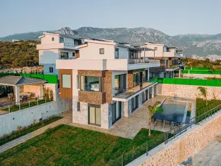 Villa with Private Pool and Sea View in Kalkan Kaş Antalya · Photo 8