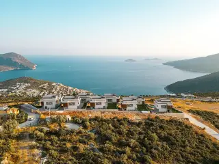 Villa with Private Pool and Sea View in Kalkan Kaş Antalya · Photo 2
