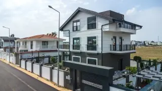 Antalya Serik Kadriye'de 4+1 Modern Villa · Fotoğraf 1