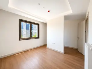 Moderne 1+1 Wohnung mit Terrasse in Maltepe Cevizli · Foto 24
