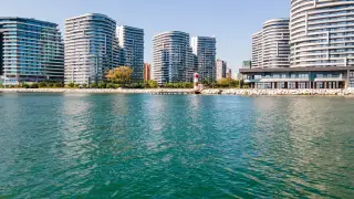 1+1 Apartment in Bakırköy Ataköy with Balcony · Photo 3