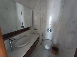 Spacious 6+1 Apartment in Levazım, Beşiktaş, Istanbul · Photo 19
