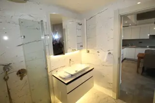 Şişli Cumhuriyet 1+1 Apartment with City and Golden Horn Views · Photo 18